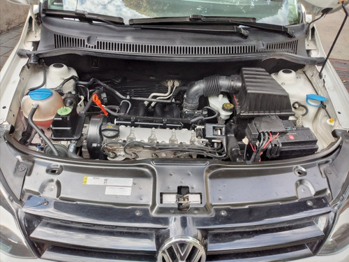Imagen 10 de 10 de Volkswagen Crossfox 1.6 Trendline (l10) 2014 / Nafta