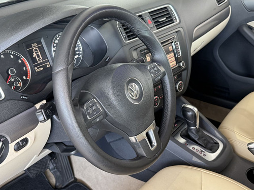 Volkswagen Jetta JETTA Highline 2.0 TSI 16V 4p Tiptronic