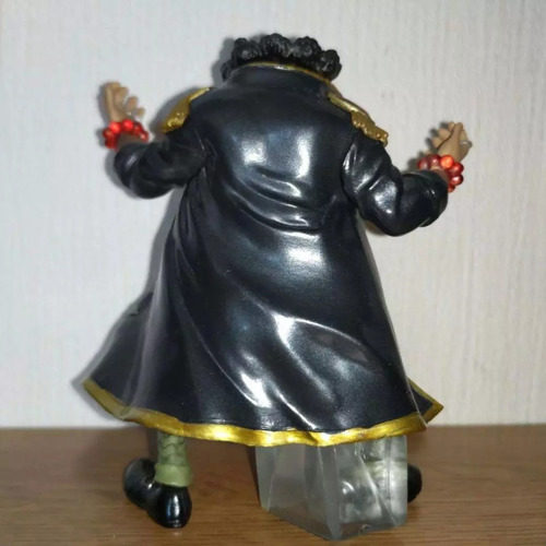 Figura Marshall D Teach Barbanegra 10 Cm One Piece Bandai (Usado)