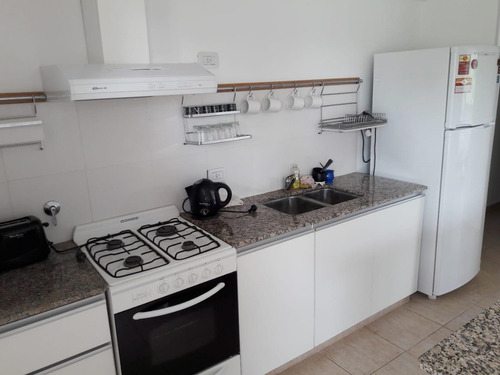 Luminoso Departamento 3 Amb C/ Cochera En Venta En Las Gaviotas