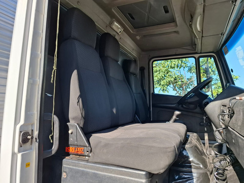 Mercedes Benz Atron 1719 4x2 C/ Baú 7.20 X 2.60 X 2.85