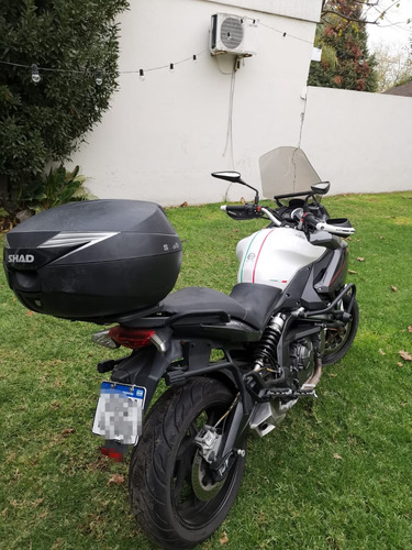 Benelli Tnt 600 Gt Año 2017. 22.000 Km Excelen Con Accesorio