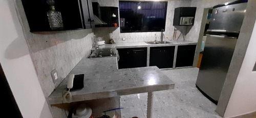 Imagen 4 de 14 de Apartamento En La Urbanización La Esperanza