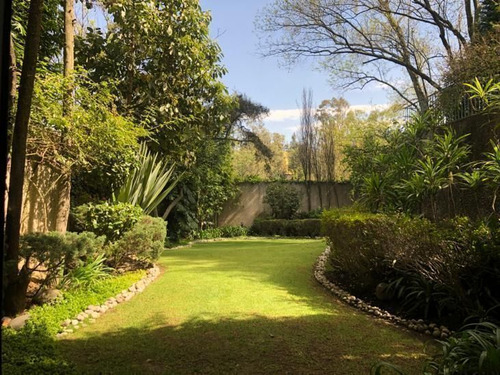 Residencia En Venta En Lomas De Chapultepec