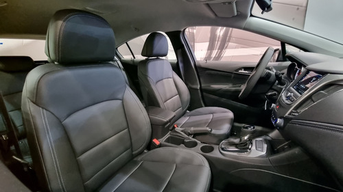 Imagen 16 de 25 de Chevrolet Cruze Lt 5 Puertas Automatico 0km 2022