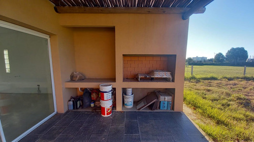 Casa A La Venta En San Sebastian, Area 2, Perimetral Al Boulevard Interno