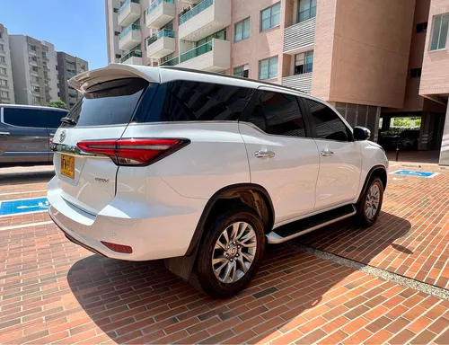Toyota Fortuner 2.8l