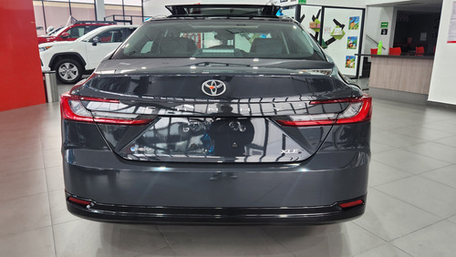 Toyota Camry 2.5 Hev Xle