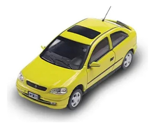Autos Inolvidables Argentinos No193 - Chevrolet Astra (1998)