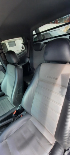 Volkswagen Saveiro 1.6 16v Cross Cab. Dupla Total Flex 2p