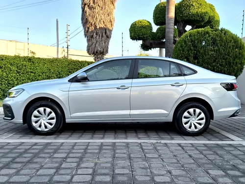 Volkswagen Virtus 4p Trendline L4/1.6 Aut
