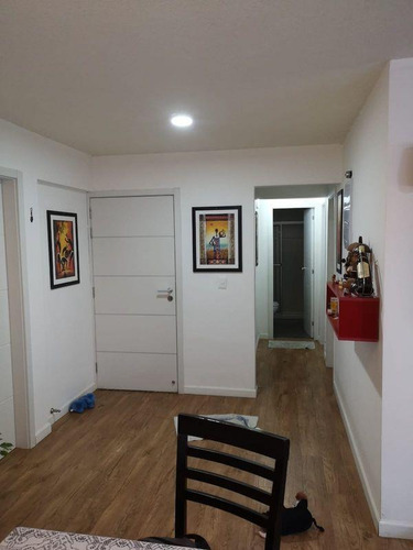 Apartamento Al Frente...a Mtrs De 18 De Julio !!