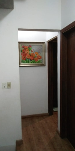 Vendo Sobrado Com Três Dormitórios Salão De Festas (vi382)