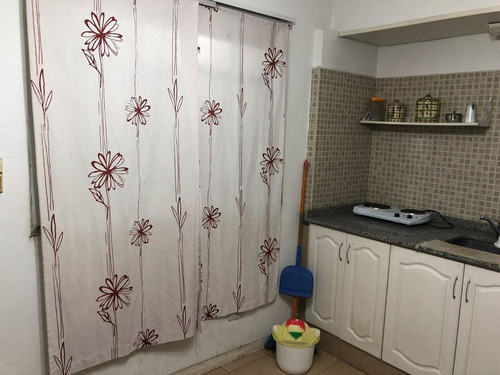 Imagen 2 de 8 de Departamento En 1er Piso De 1 Dormitorio - Quilmes