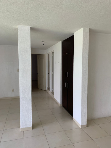Imagen 6 de 18 de Departamento En Venta P.b Excelente Zona Sur
