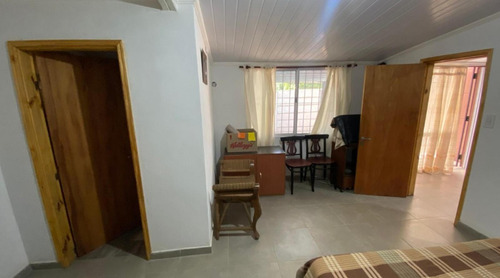 Casas En Venta - 5 Dormitorios 4 Baños - General Belgrano