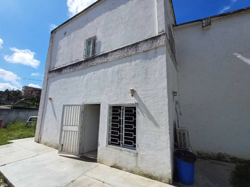 Casa Alquiler En El Hatillo, 630 M2 De Terreno, 250 M2 Const