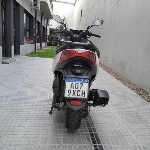 Imagen 10 de 15 de Scooter Kymco X Town 250i