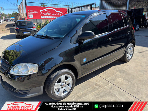 Volkswagen Fox ROUTE 1.0 MI TOTAL FLEX 8V 5P