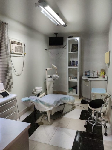 Imagem 10 de 20 de Casa Comercial À Venda Na Rua Goiás, Boqueirão, Santos - Sp - Liv-9680