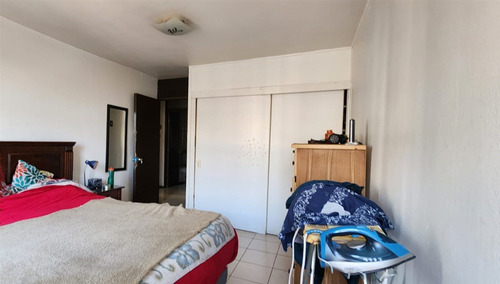 Depto En Venta De 2 Dorm., 1 Baño, Ñuñoa, Cerca Metro Ñuble.