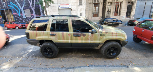 Jeep Grand Cherokee Laredo 2001