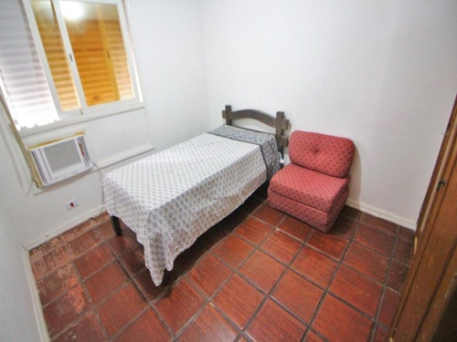 Imagem 6 de 15 de Guarujá - Praia Das Pitangueiras - Calçadão - 02 Dormitórios - Sacada - 01 Vaga - Ap3907 - 34710777