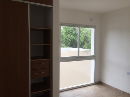 Imagen 9 de 12 de Duplex Venta En Villa Allende Golf