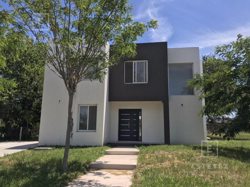 Imagen 1 de 30 de Casa En Venta Lote Interno, Frente A Plaza. Barrio Cerrado San Matías, Escobar