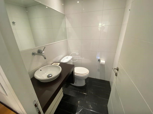 Local Comercial En Arriendo En Vitacura