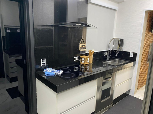 Imagem 16 de 26 de Apto Carrão | 3 Quartos | 175 M² | Cond: R$1700.00 | 3 Vagas - 1byh9s4