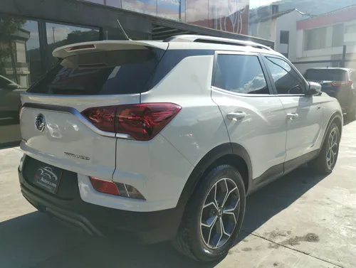 Ssangyong Korando Supreme Tp 1500cc T 4x4 6ab Abs Tc