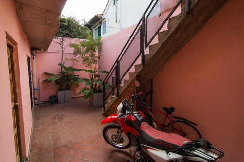 Ph En Venta - 3 Dormitorios 1 Baño - 69mts2 Cubiertos - Lomas Del Mirador