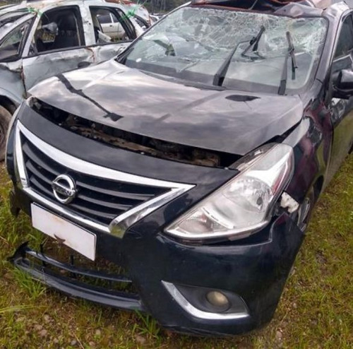 Sucata Nissan Versa Cvt Para Retirada De Peças 