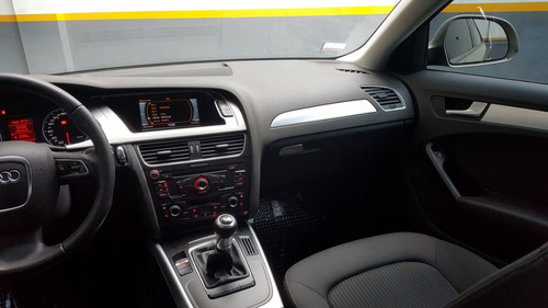 Imagen 10 de 12 de Audi A4 1.8 Tfsi Manual