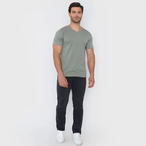 Polera Hombre V-neck Musgo Corona