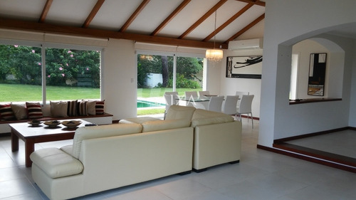 Casa En Punta Del Este, Mansa- Ref: 312