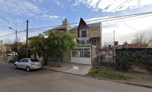 Vende Casa A Terminar Con Oficinas