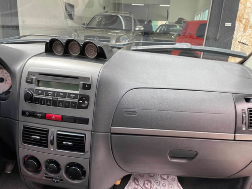 Imagem 6 de 10 de Fiat Strada 2012 1.8 16v Adventure Cab. Dupla Flex 2p