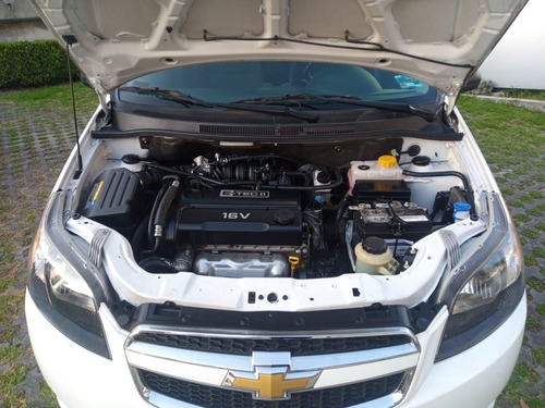 Imagen 14 de 15 de Chevrolet Aveo 2018 1.6 Ls Mt