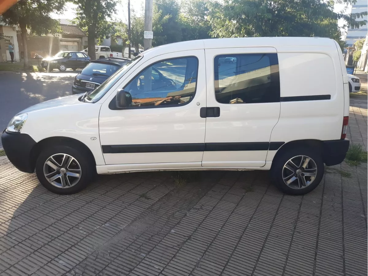 Peugeot Partner 1.6 Hdi Confort 5as