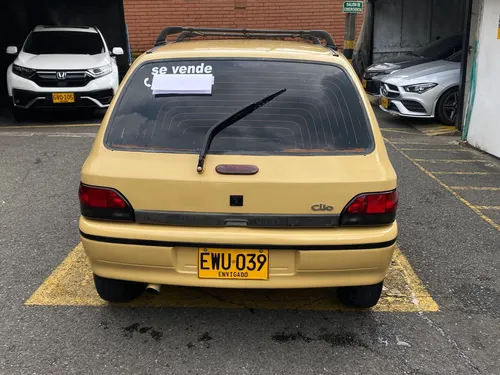 Renault Clio 1 1.4 Rn Mt 4x2 2000