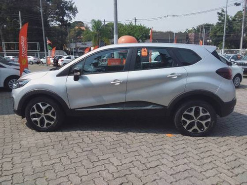 Imagem 8 de 9 de Renault Captur 2.0 16v Hi-flex Intense Automático