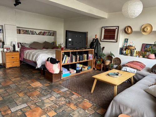 Casa En Venta De 7 Dorm. En Ñuñoa