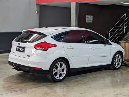 Ford Focus 2.0 SE PLUS 16V FLEX 4P POWERSHIFT