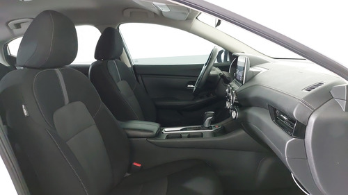 Nissan Sentra 2.0 Advance Cvt