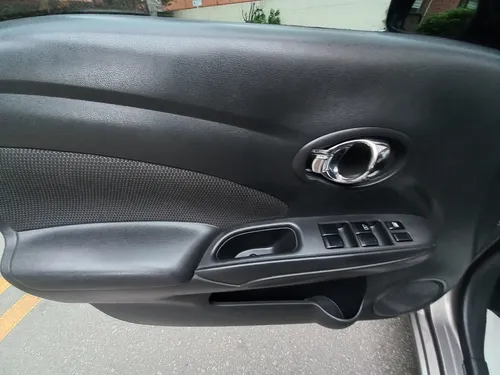 Nissan Versa 1.6 Advance