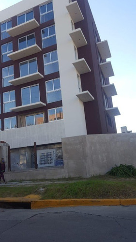 Imagen 3 de 14 de Departamento En Venta En Ituzaingo Norte