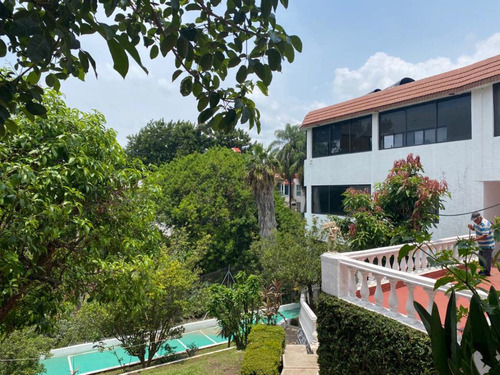 Miraval A Unas Cuadras De Plaza Cuernavaca - Roq-968-cs