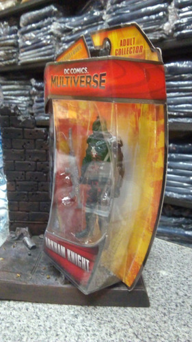 Dc Multiverse, Arkham Knight, Jason Todd, 4 Pulgadas!! (Usado)